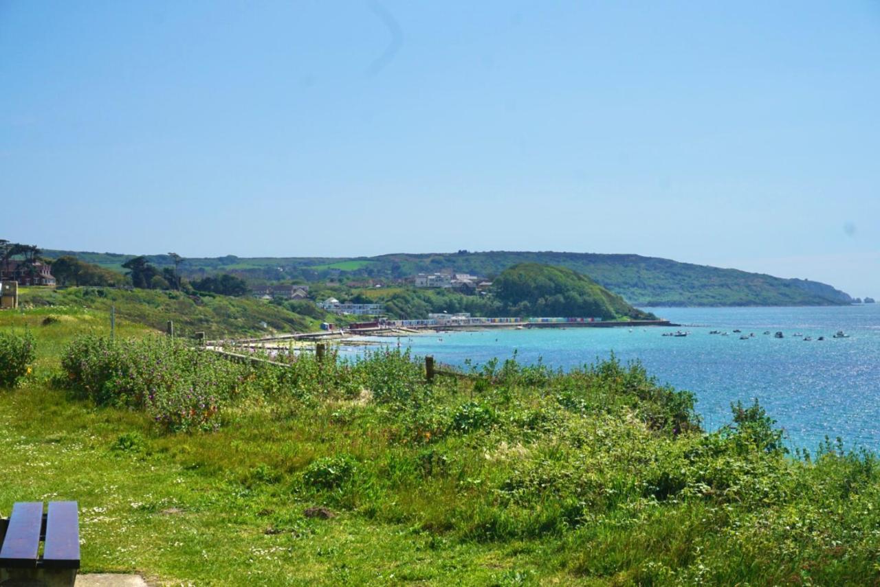 Chine Cottage Self-Catering Coastal Bungalow In Rural West Wight Freshwater Extérieur photo